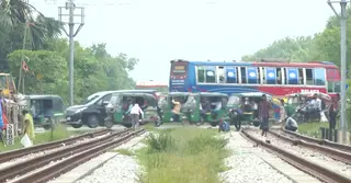 পুরনো সিগন্যাল ব্যবস্থায় চলছে রেল; অরক্ষিত ক্রসিংয়ে বাড়ছে দুর্ঘটনার সংখ্যা